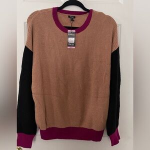 NWT Women’s $78 Express Crewneck Sweater, Small